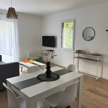 Votre Escale Enchantée Entre Terre Et Saint-Christophe (Charente-Maritime)